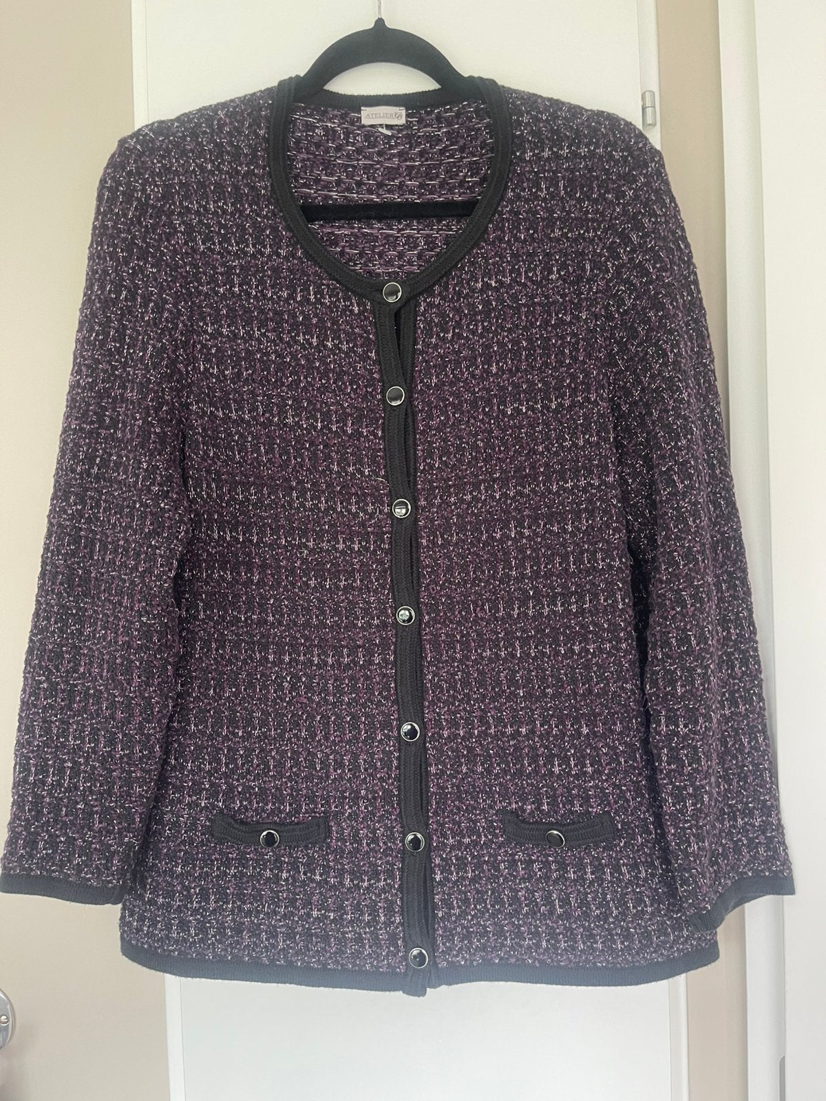 ATELIER bouclé vest / jasje maat 42, Ophalen of Verzenden, Zo goed als nieuw, Maat 42/44 (L), Paars