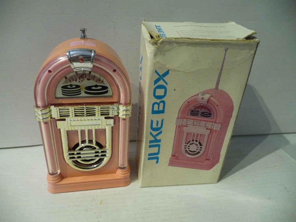 Jukebox transistorradio. Klein model. met AM en FM., Ophalen of Verzenden, Gebruikt, Transistorradio