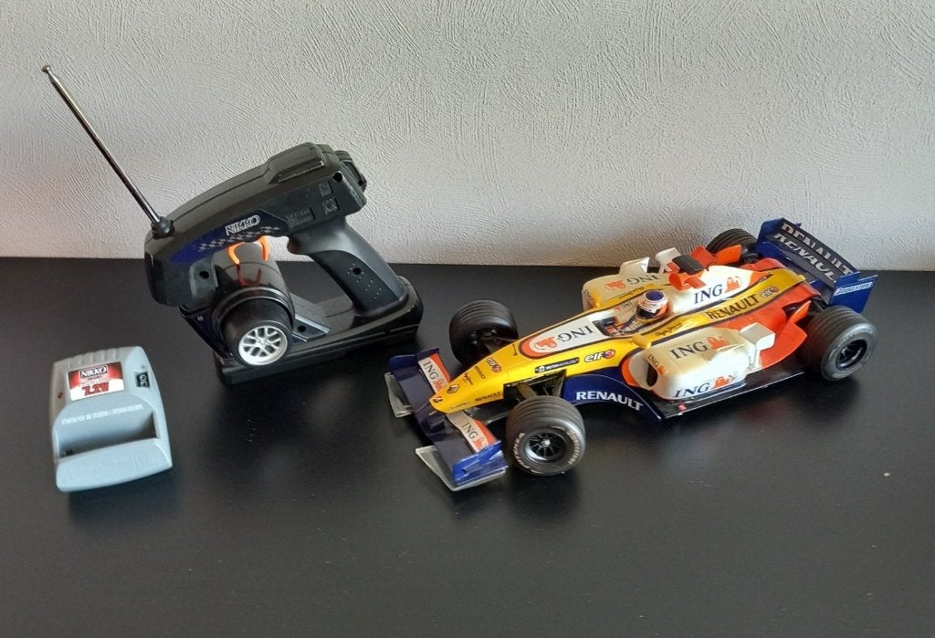 Nikko Renault F1 Heikki Kovalainen 2007 RC auto, Overige merken, 1:50 of kleiner, Auto, Ophalen of Verzenden