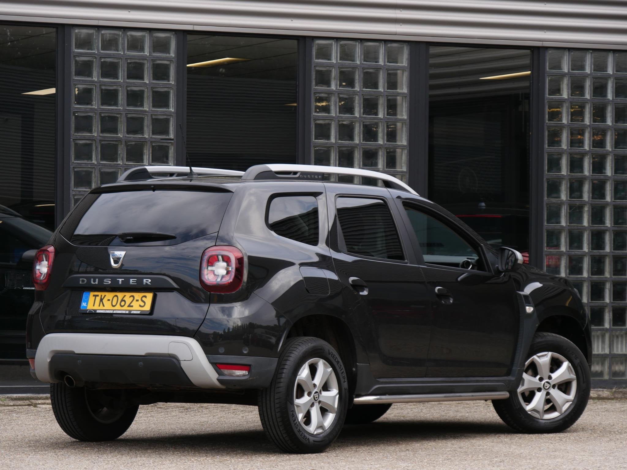 Dacia Duster 1.2TCe PRESTIGE/ CAMERA/ BLINDSPOT/ PDC ACHTER/, Auto's, Voorwielaandrijving, Gebruikt, Euro 6, 4 cilinders