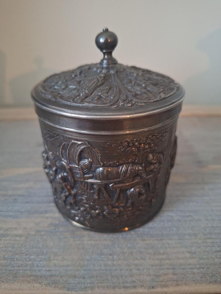 Verzilverd Douwe Egberts Theebusje H. Hooijkaas, Antiek en Kunst, Antiek | Goud en Zilver, Ophalen of Verzenden