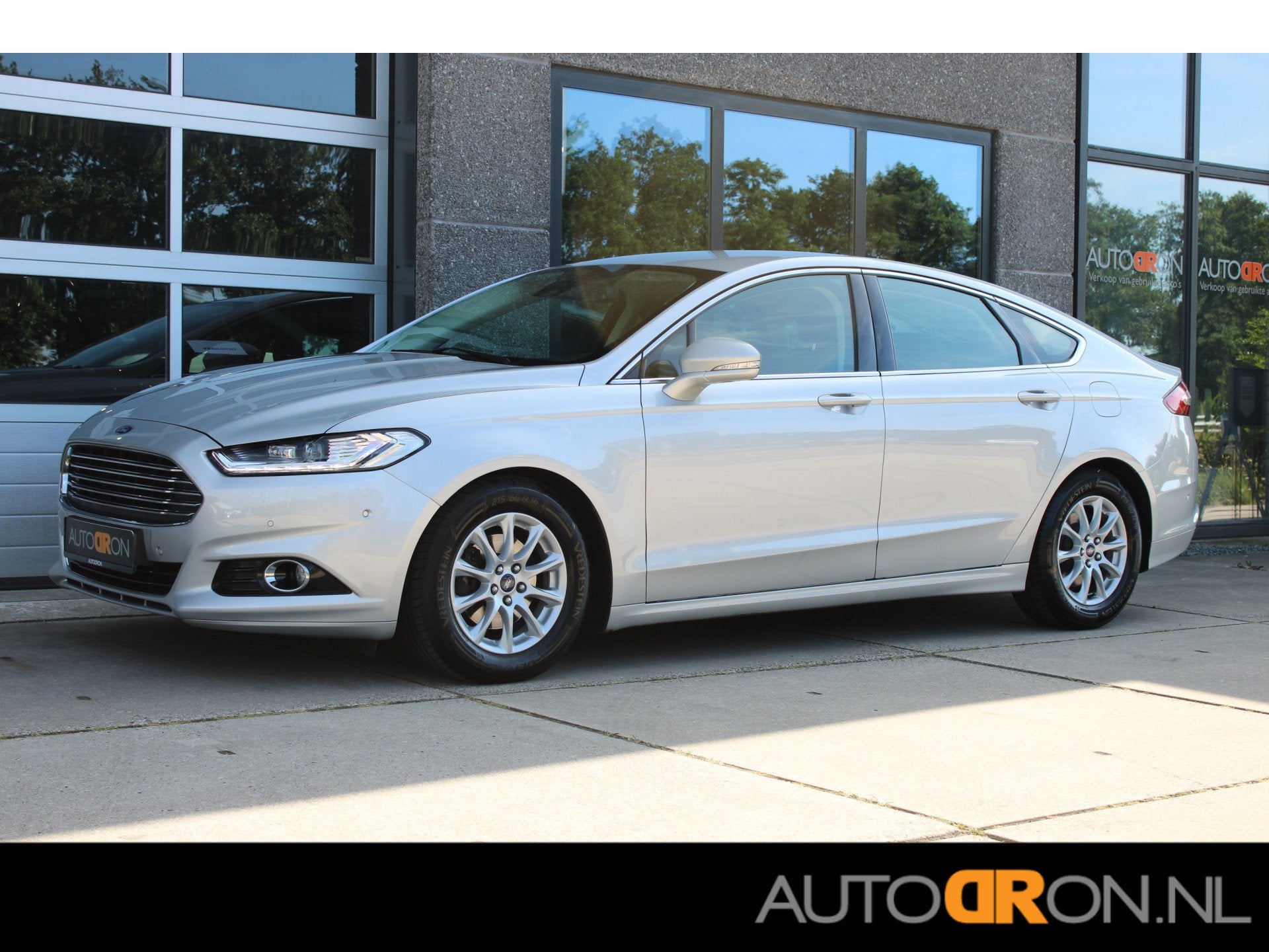 Ford Mondeo 1.5 TDCi Titanium HB EURO6 Dealer Onderhouden, Voorwielaandrijving, Gebruikt, 4 cilinders, Mondeo