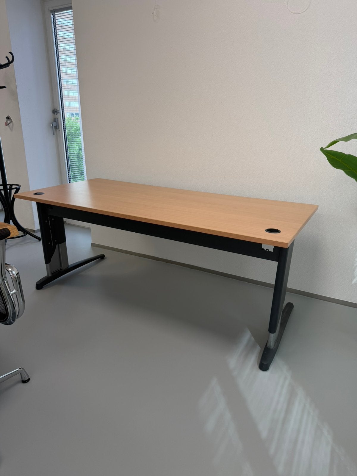 Bureau 180 x 70 gratis, Ophalen, Overige typen, Gebruikt, 180 cm