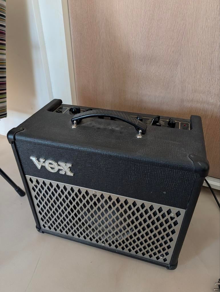 Vox da15 gitaarversterker, Muziek en Instrumenten, Versterkers | Bas en Gitaar, Gebruikt, Minder dan 50 watt, Ophalen