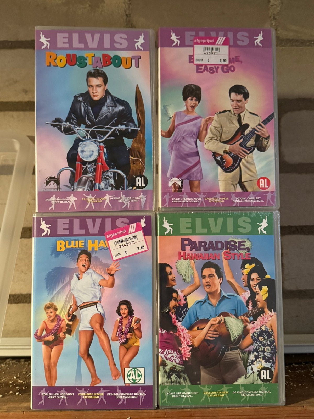 4 Elvis VHS banden Nieuw in seal, Cd's en Dvd's, VHS | Film, Alle leeftijden, Ophalen of Verzenden, Nieuw in verpakking, Overige genres