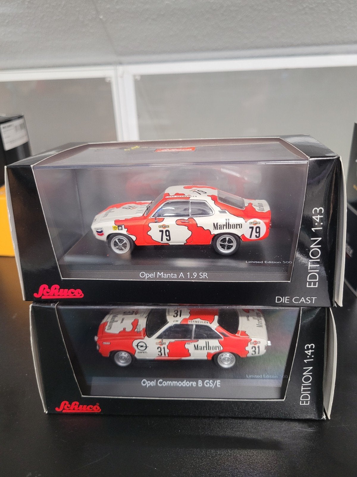 Marlboro manta a/commodore b gs/e schuco 1:43, Hobby en Vrije tijd, Modelauto's | 1:43, Ophalen of Verzenden, Auto, Schuco