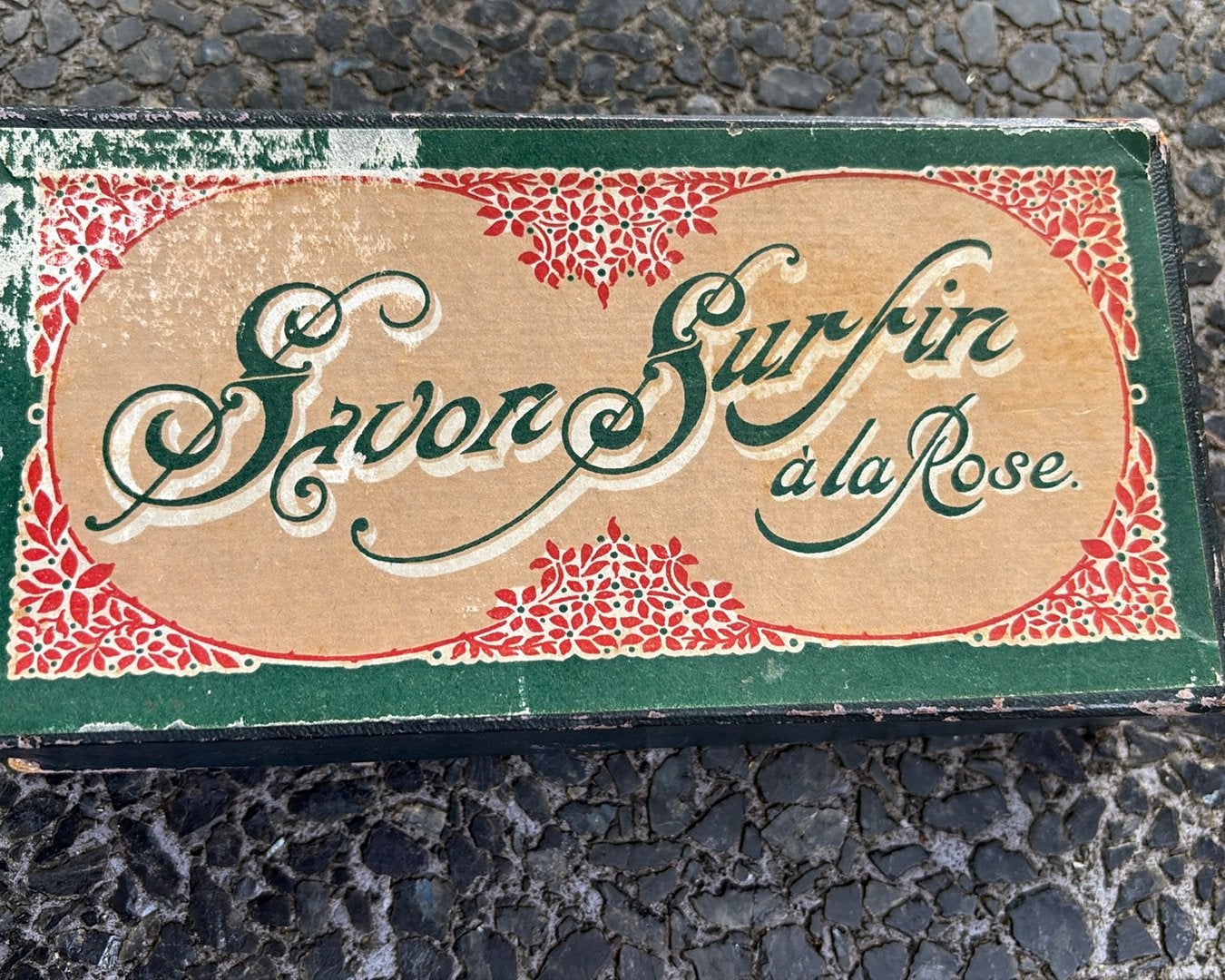FRANS VINTAGE KARTONNEN ZEEPDOOS SAVON SURFIN, Ophalen of Verzenden