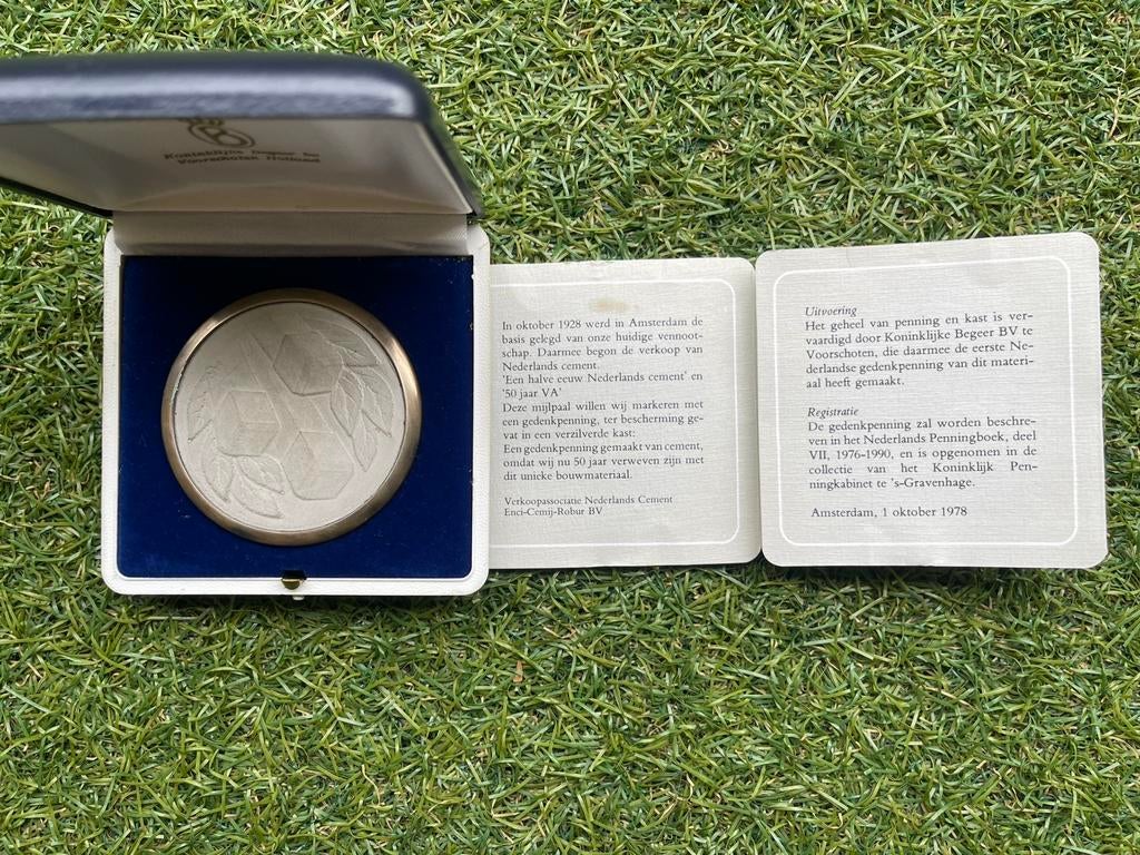 Penning, Postzegels en Munten, Penningen en Medailles, Ophalen, Overige materialen