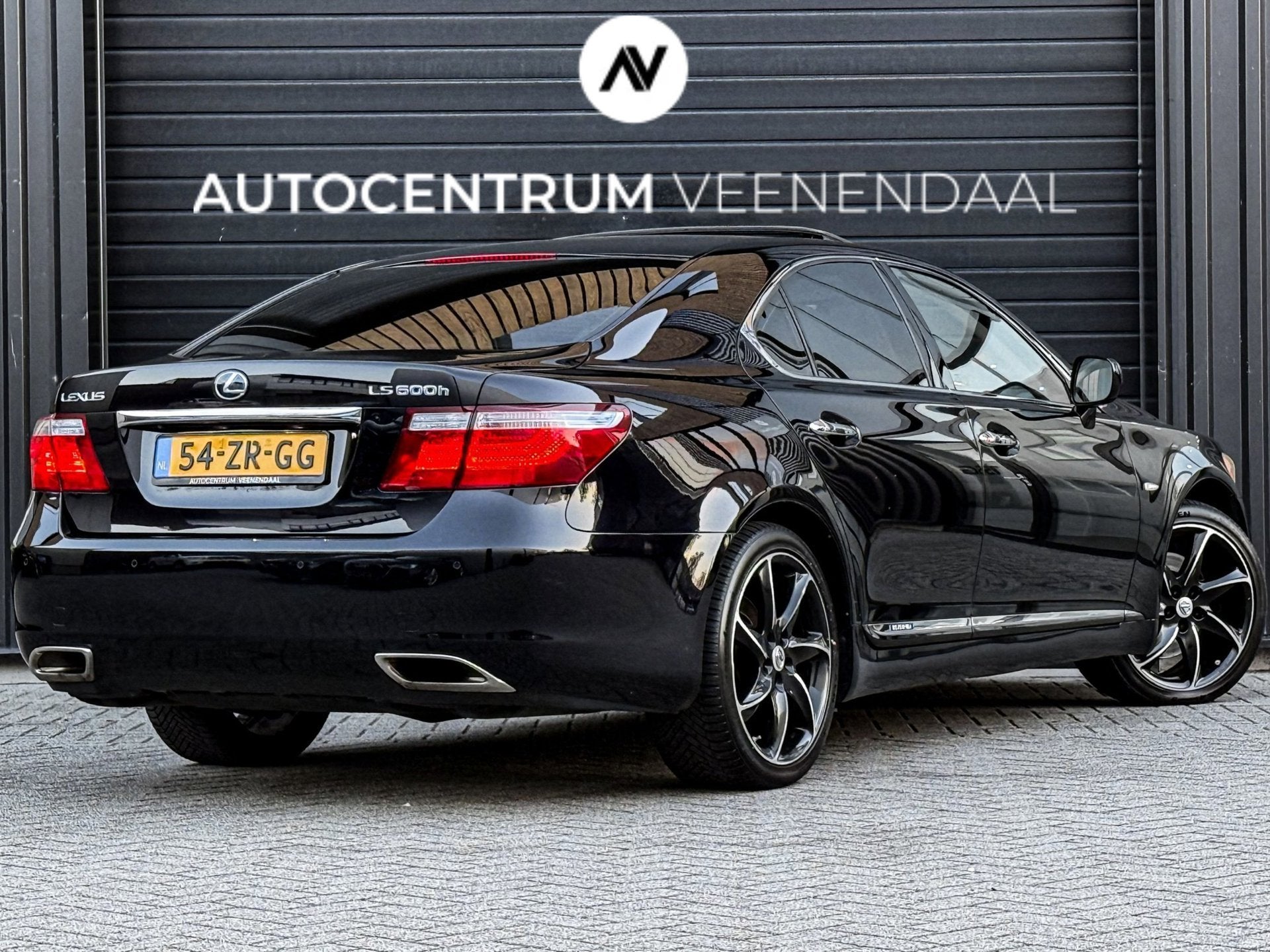 Lexus LS 600h Executive V8 445 PK PANO/SOFTCLOSE/LEDER/CARPL, Auto's, Automaat, Dealer onderhouden, Gebruikt, 2245 kg