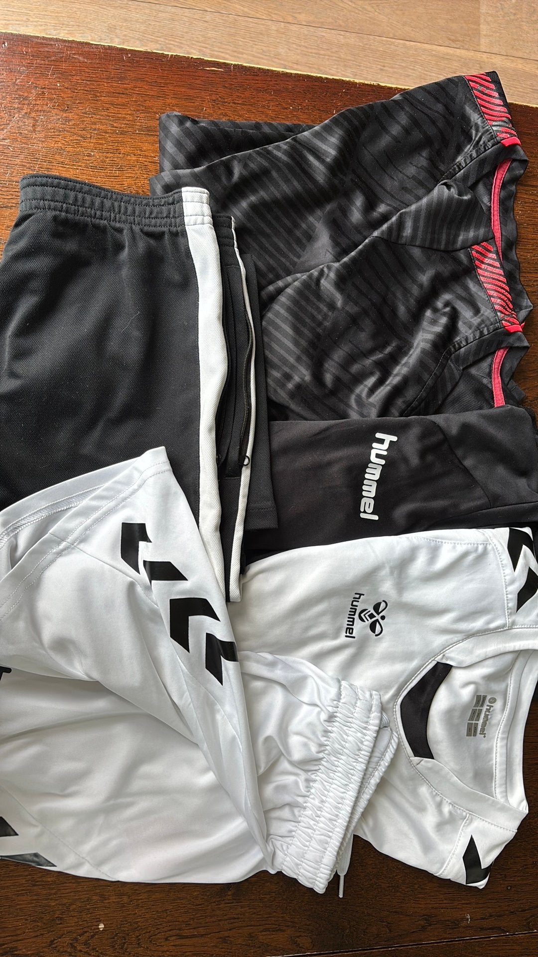 Sportshirts maat 152, Ophalen of Verzenden, Zo goed als nieuw, Maat 152