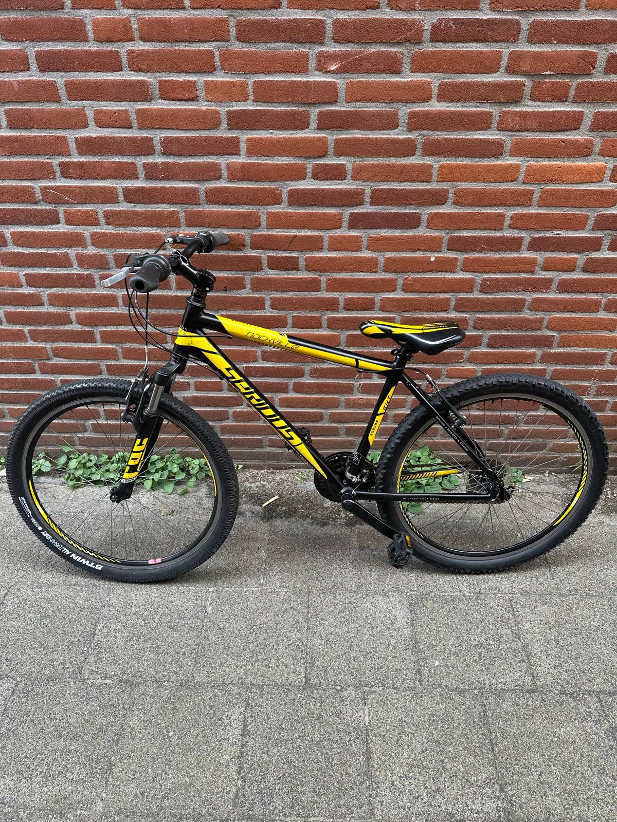 Serious Cycles Rockville Mountainbike - Zwart/Geel, Overige merken, Gebruikt, Hardtail, 49 tot 53 cm