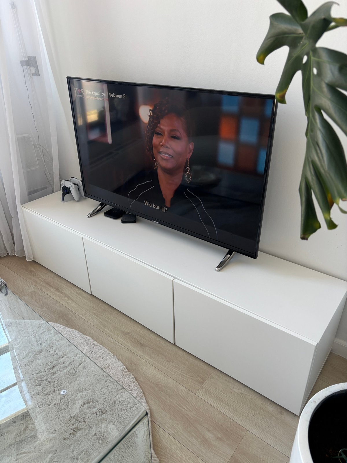 Tv Meubel Ikea, Huis en Inrichting, Ophalen of Verzenden, Zo goed als nieuw, 25 tot 50 cm, Minder dan 100 cm