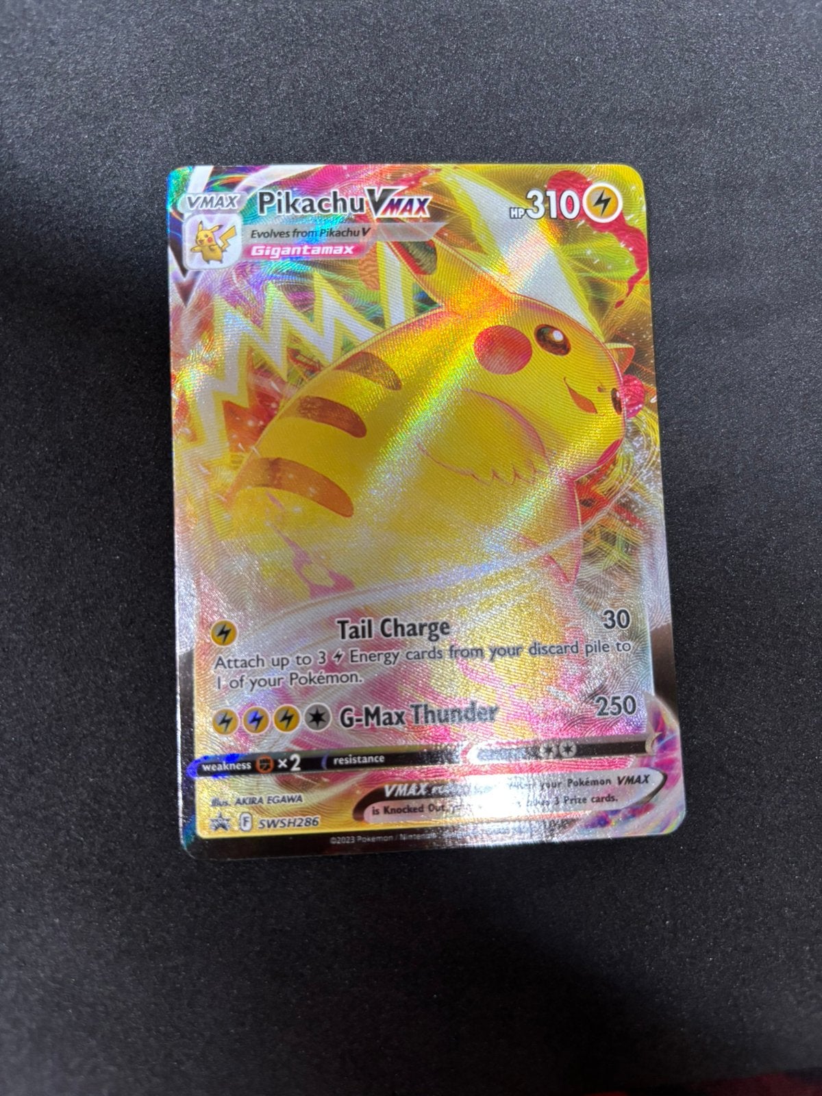 Pikachu VMAX swsh286, Ophalen of Verzenden, Zo goed als nieuw
