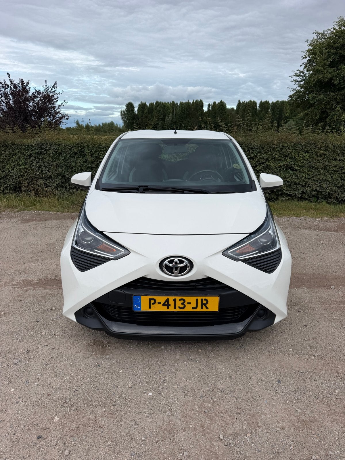 Toyota Aygo 1.0 Vvt-i 72pk 5D 2019 Wit, Voorwielaandrijving, Dealer onderhouden, 4 stoelen, Wit