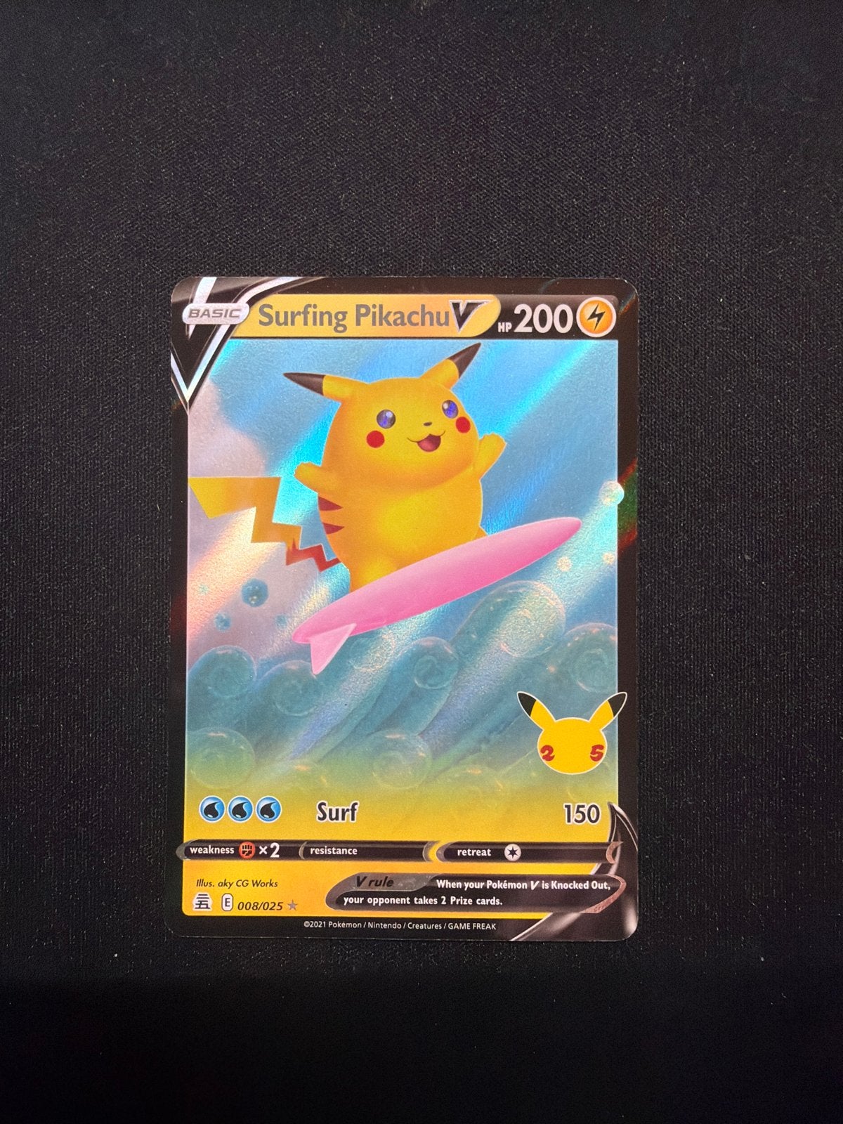 Surfing Pikachu V Pokémon Kaart Celebrations 008/025, Hobby en Vrije tijd, Verzamelkaartspellen | Pokémon, Ophalen of Verzenden