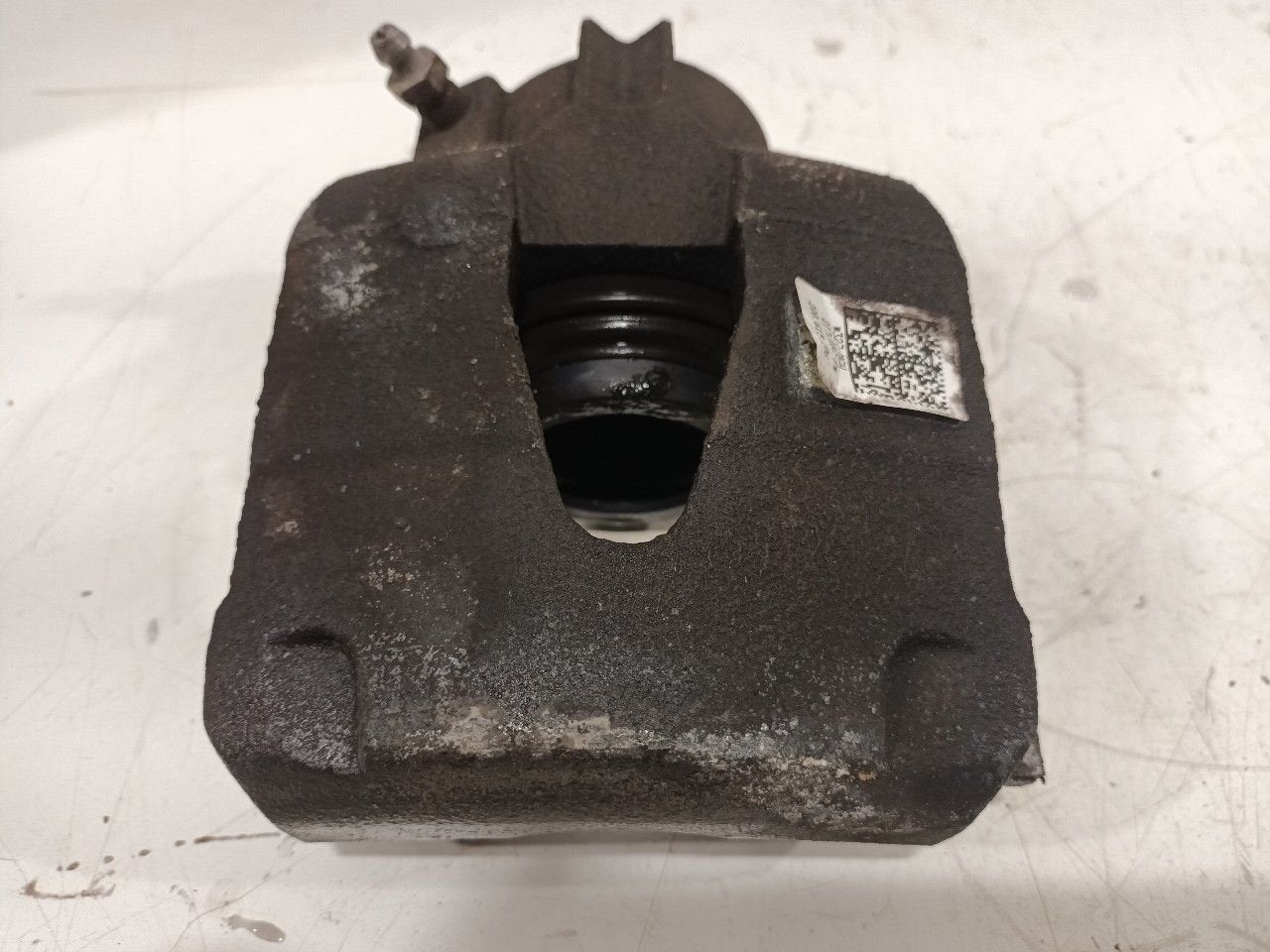 Remklauw rechts voor Volkswagen Polo, Onderdelen@venauto.nl, Van der Ven Autorecycling B.V., Gebruikt, Ettenseweg 76, 4706 PB Roosendaal, The Netherlands