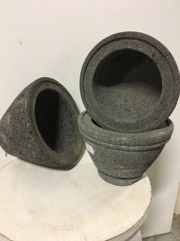Bloempot - Lavasteen - Bij TTM Wonen, TTM Wonen, Meubels – (Perzische) Tapijten en Woonaccessoires, Steen, Taag 63, 2491 CS, Den Haag (Forepark)
