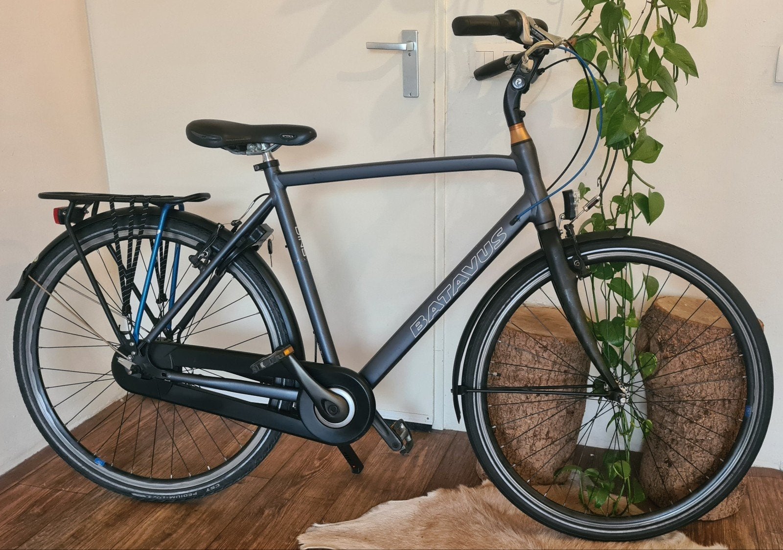 Matgrijze BATAVUS type Dinsdag || Herenfietsen || Nexus 8!, Ophalen, Batavus, Zo goed als nieuw, 57 tot 61 cm