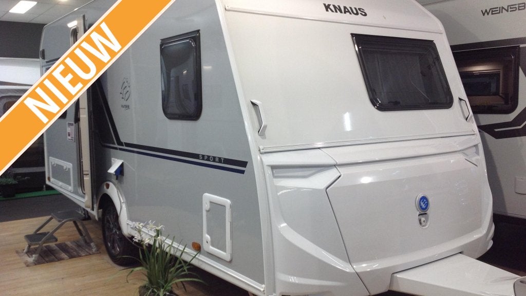 Knaus Sport Platinum 450 FU, Serviceluik, Rondzit, Overige typen, 5 tot 6 meter