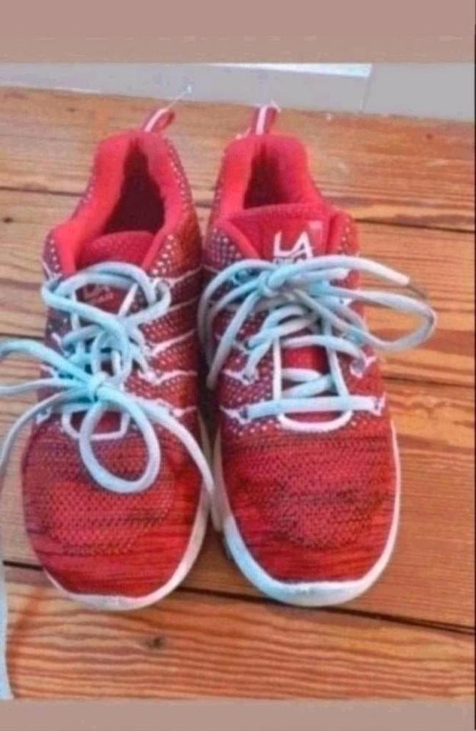L.A. Gear schoenen, Ophalen of Verzenden, Zo goed als nieuw, Sneakers of Gympen