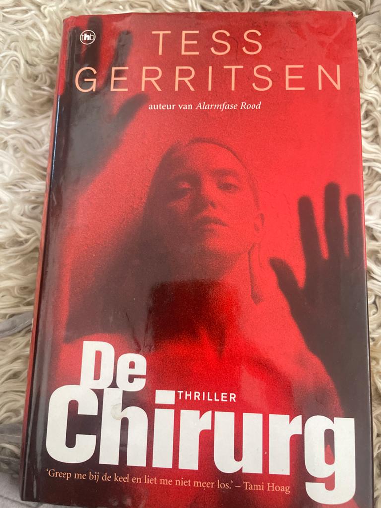 De Chirurg - Tess Gerritsen (Thriller), Boeken, Ophalen of Verzenden, Gelezen, Nederland