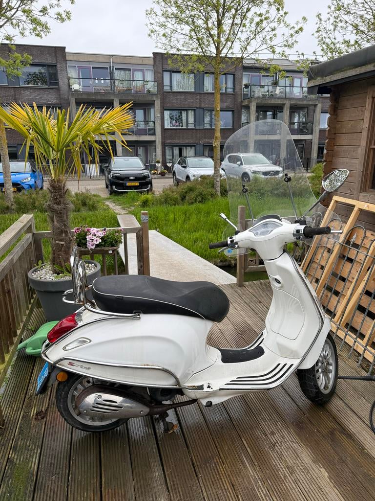 Vespa Sprint opknapper, Fietsen en Brommers, Scooters | Overige merken, Zo goed als nieuw, Benzine, Ophalen
