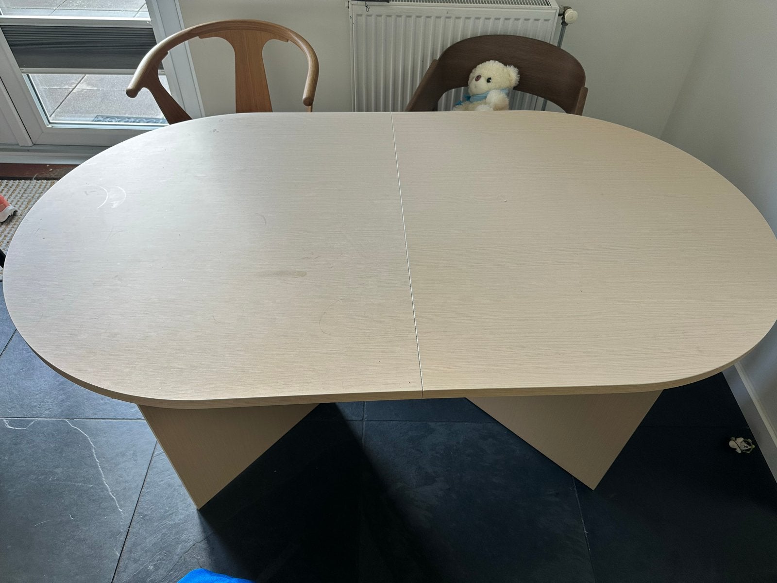 Uitschuifbare eettafel - Ovaal - Licht hout 160/200 * 90, Huis en Inrichting, Ophalen, Gebruikt, 100 tot 150 cm, 150 tot 200 cm