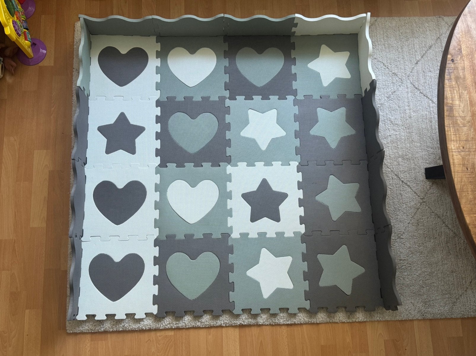 Foam speelmat / puzzelmat met hartjes en sterren – grijs, Ophalen, Zo goed als nieuw