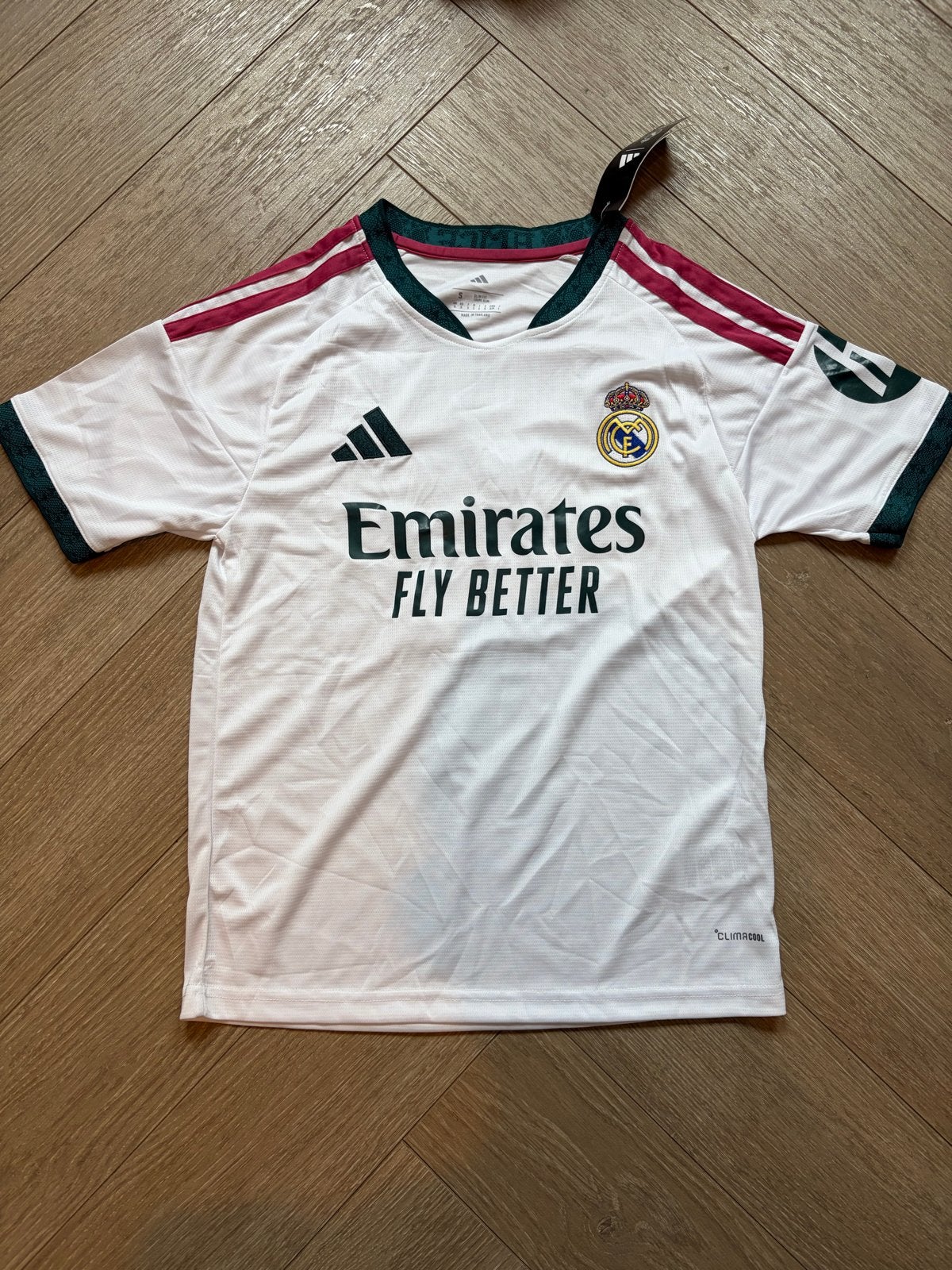 Real Madrid Fan version - Maat S / 170 / 30 Bellingham, Maat S, Ophalen of Verzenden, Nieuw, Shirt