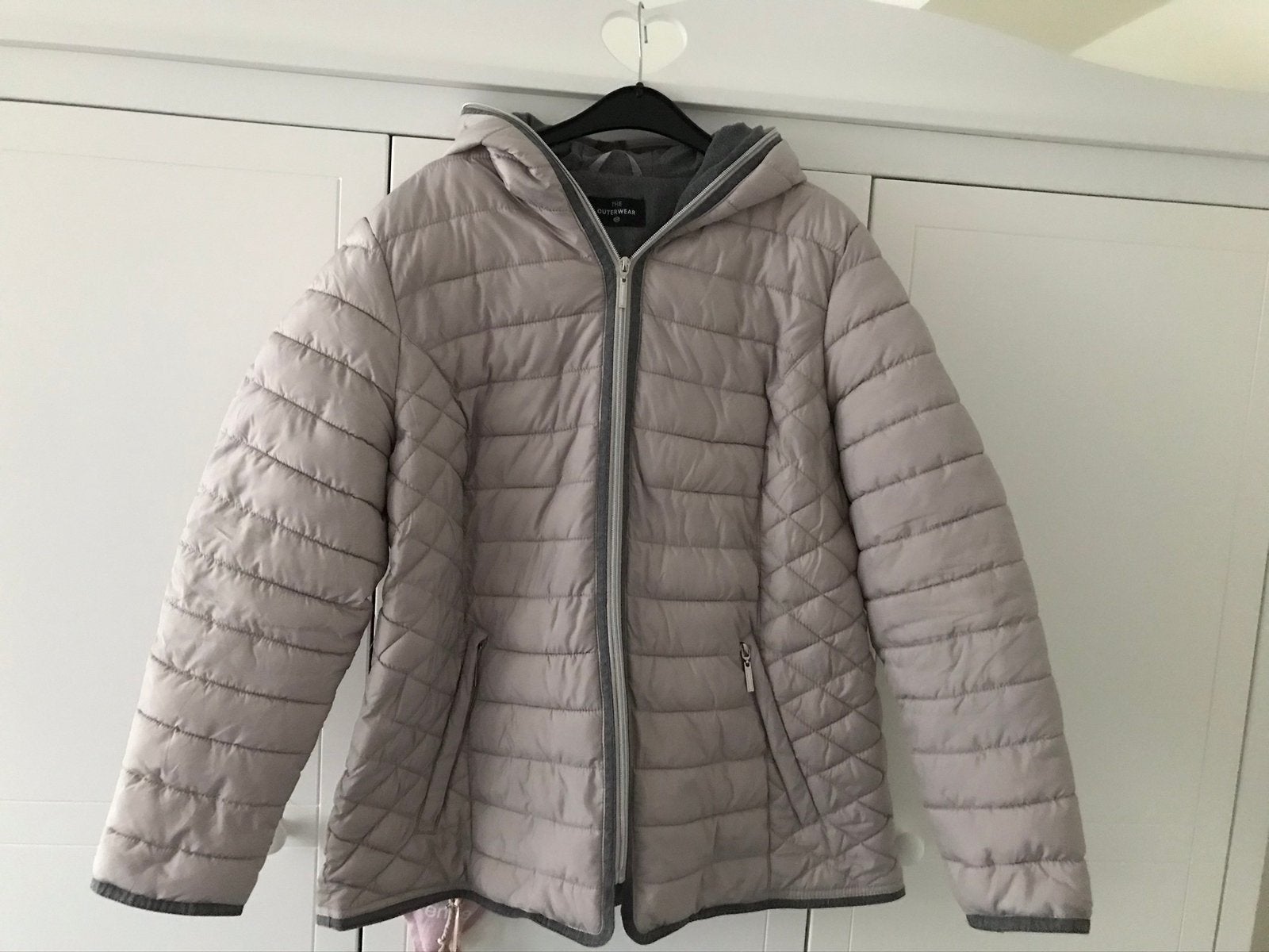 Dames winterjas / jas / jack grijs grote maat C&A mt 48, Ophalen of Verzenden, Zo goed als nieuw, Maat 46/48 (XL) of groter, Grijs