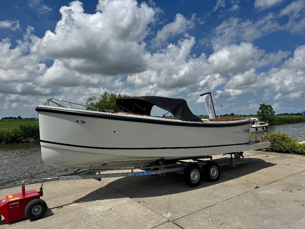 Maxima 750 Flying lounge met Honda 100pk, Watersport en Boten, Ophalen, Rondzit, Zo goed als nieuw, 2 m
