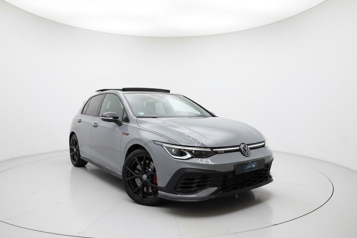 Volkswagen Golf 8 2.0 TSI GTI CLUBSPORT PANO LEER IQ VOL, Gebruikt, Zwart, 4 cilinders, 1984 cc