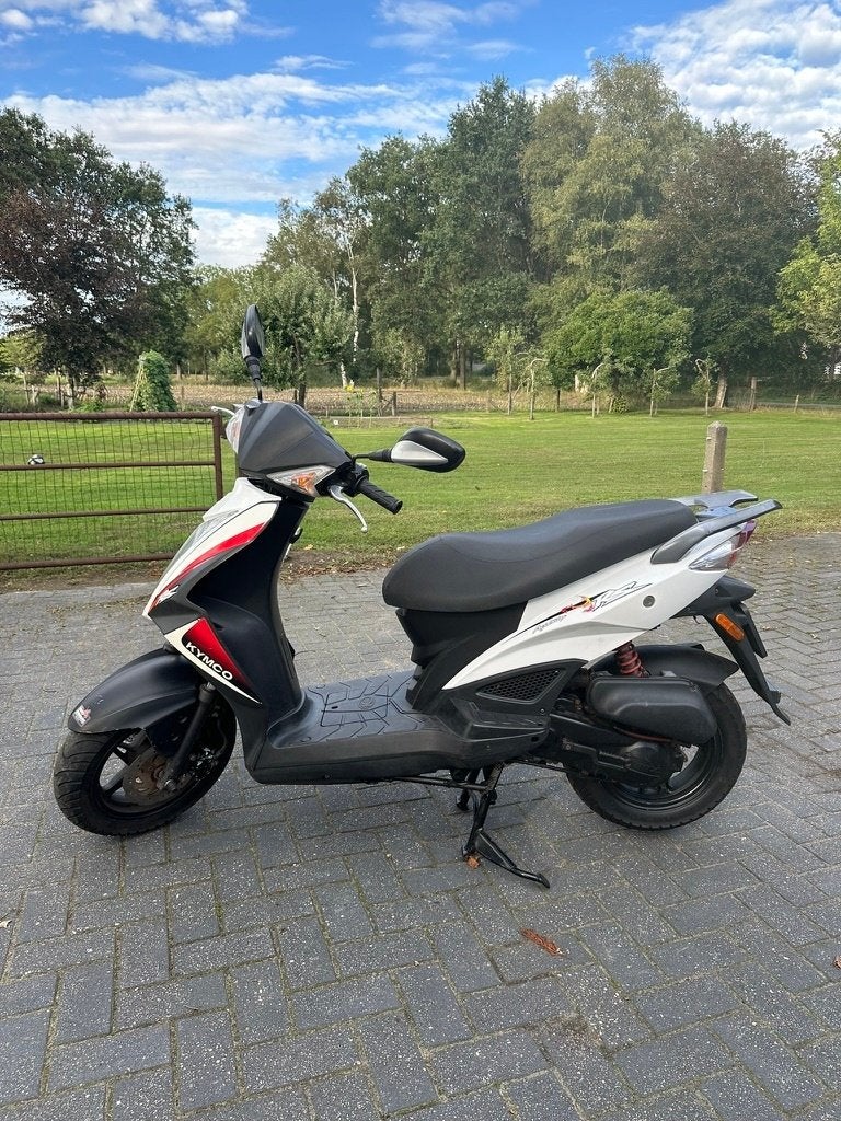 Kymco AGILITY 50, 45 km/h 4 takt, Fietsen en Brommers, Ophalen, Gebruikt, Maximaal 45 km/u, Agility