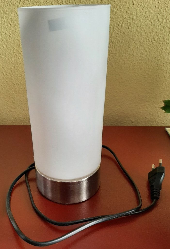tafellamp melkglas en metaal, Ophalen, Zo goed als nieuw, Glas