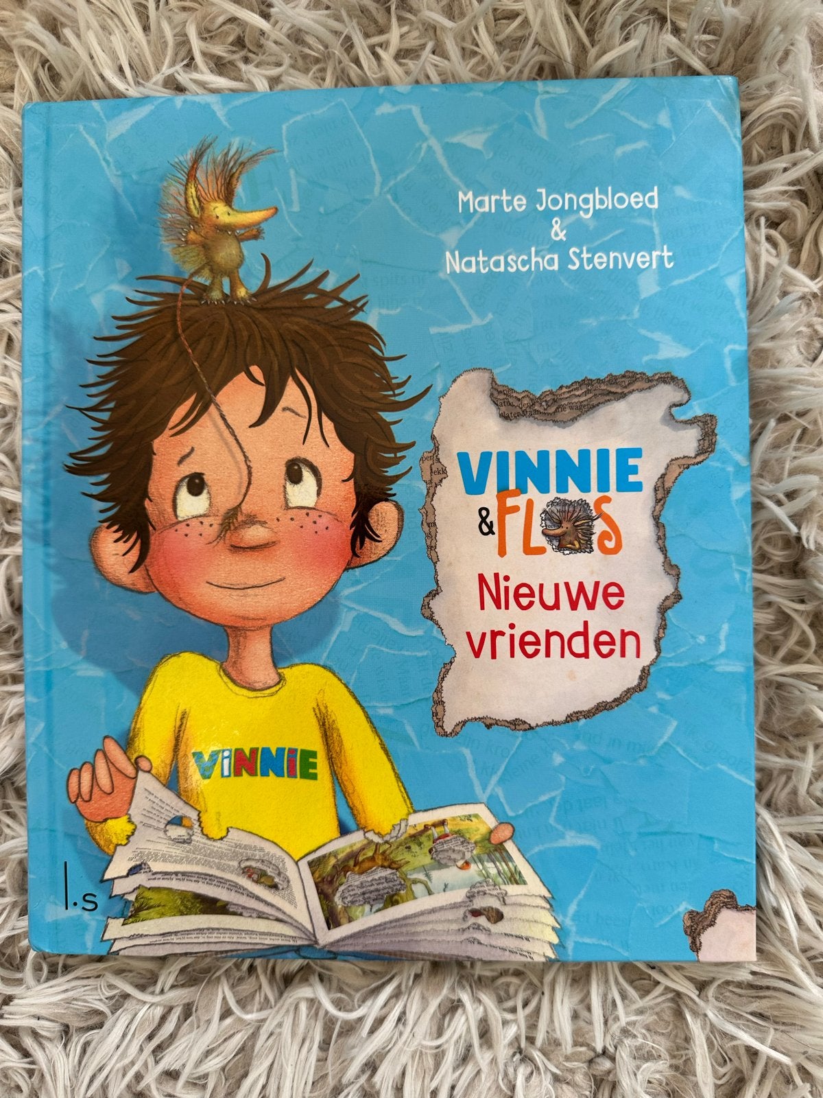 Vinnie & Flos: Nieuwe vrienden - Avontuurlijk kinderboek, Boeken, Fictie algemeen, Jongen of Meisje, Ophalen of Verzenden, Zo goed als nieuw