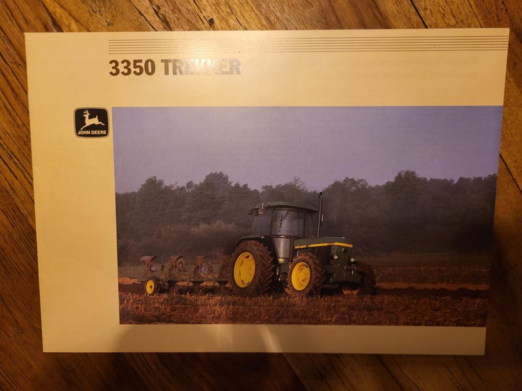 tractor folder John Deere 3350 trekker, Boeken, Catalogussen en Folders, Ophalen of Verzenden, Zo goed als nieuw
