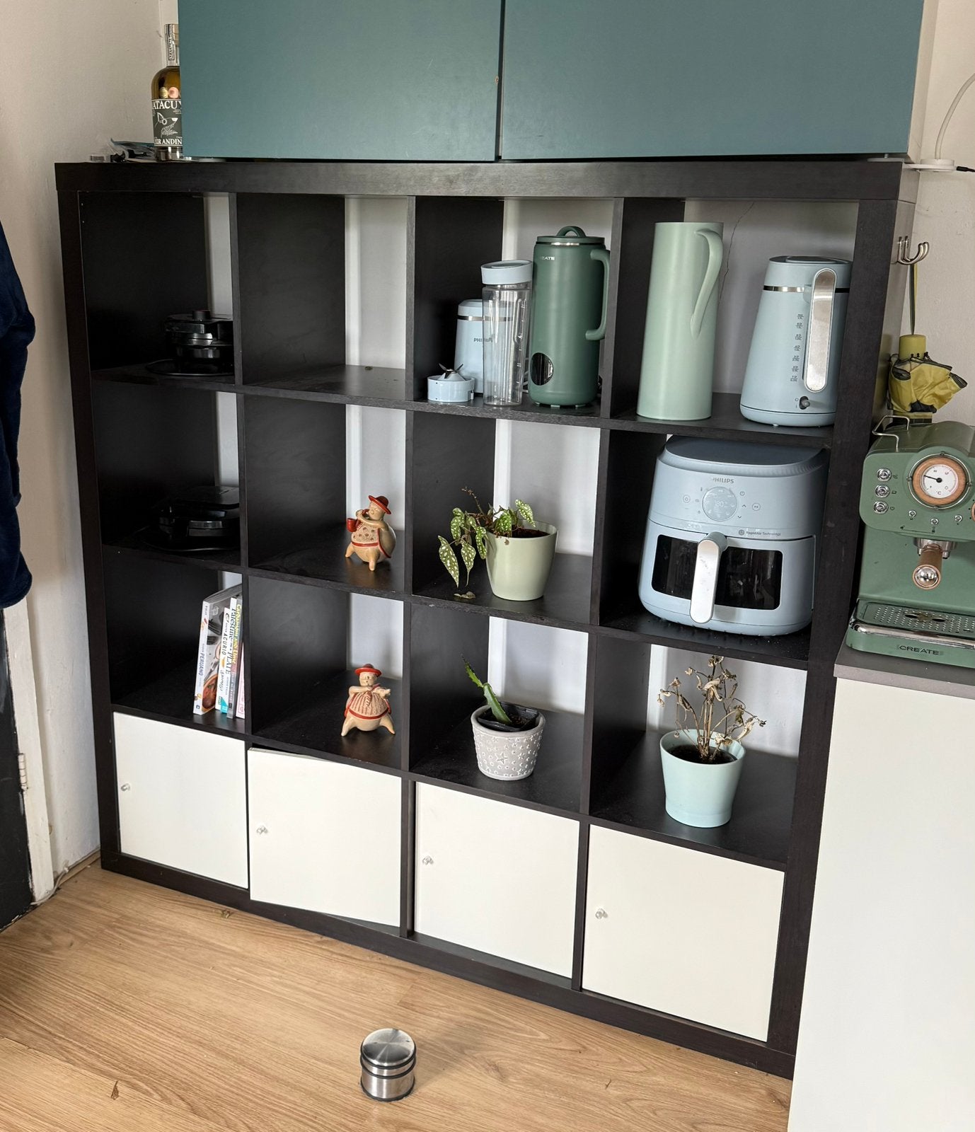 IKEA KALLAX 4x4 dark brown with 4 white box drawers, Ophalen, Gebruikt
