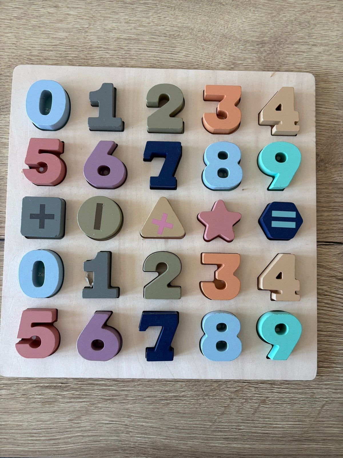 Montessori Houten Letters en Cijfers Puzzel Set, Ophalen of Verzenden, Zo goed als nieuw, Puzzelen