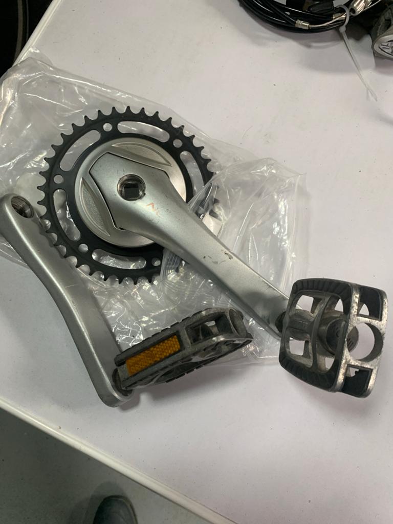 Crankstel voor Rih Omega 1 met pedalen, Crankstel of Pedalen, Gebruikt, Ophalen of Verzenden, Aluminium