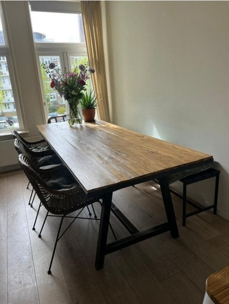 Hout + stalen tafel van Ibiza Outdoor 240/90, Ophalen, Rechthoekig, 150 tot 200 cm, 50 tot 100 cm