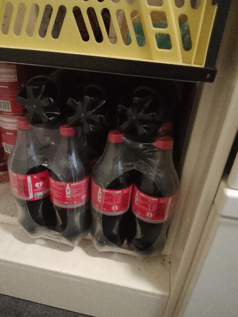 Te koop; Coca Cola original taste., Ophalen