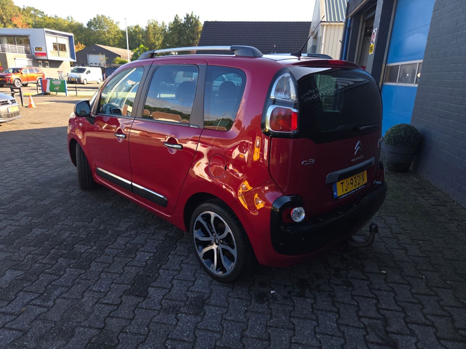Citroen C3 Picasso 1.2 PureTech Exclusive, Trekhaak,, Auto's, Voorwielaandrijving, Dealer onderhouden, Gebruikt, 1199 cc