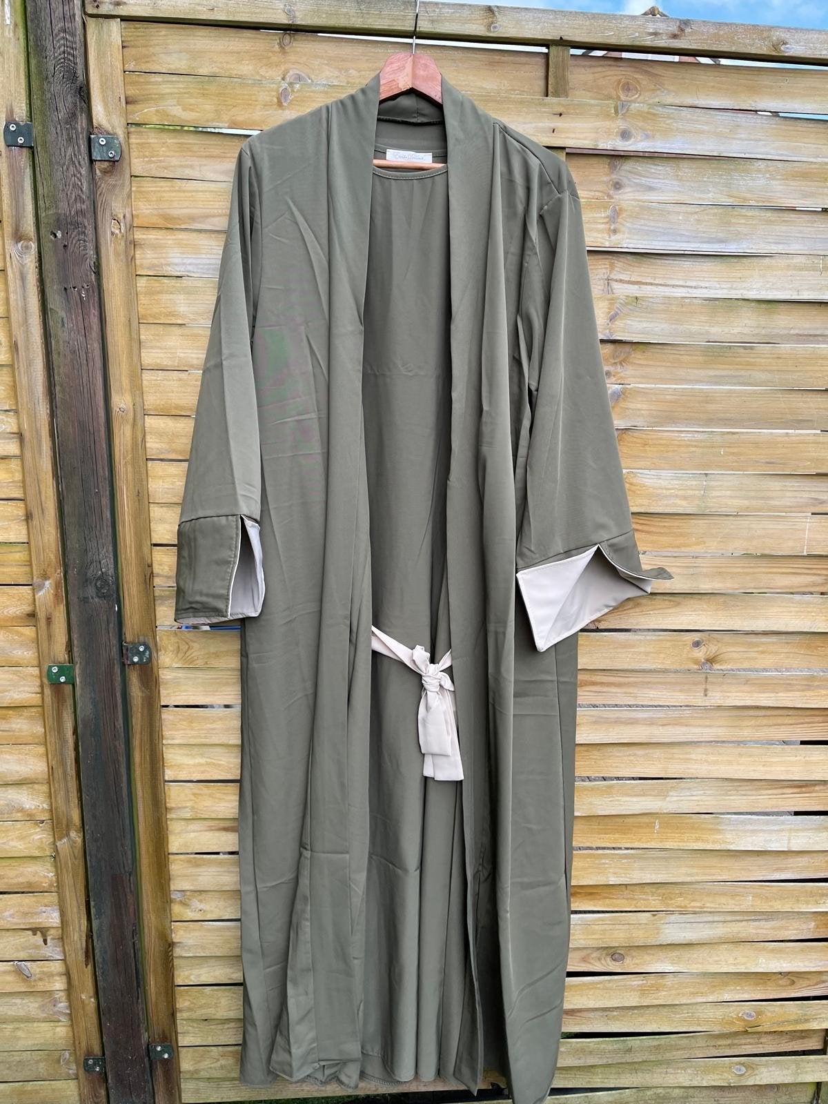 Etoile d'Orient Nieuwe Onderjurk, Kimono & Touw - Khaki Groe, Ophalen of Verzenden, Nieuw, Maat 38/40 (M), Groen