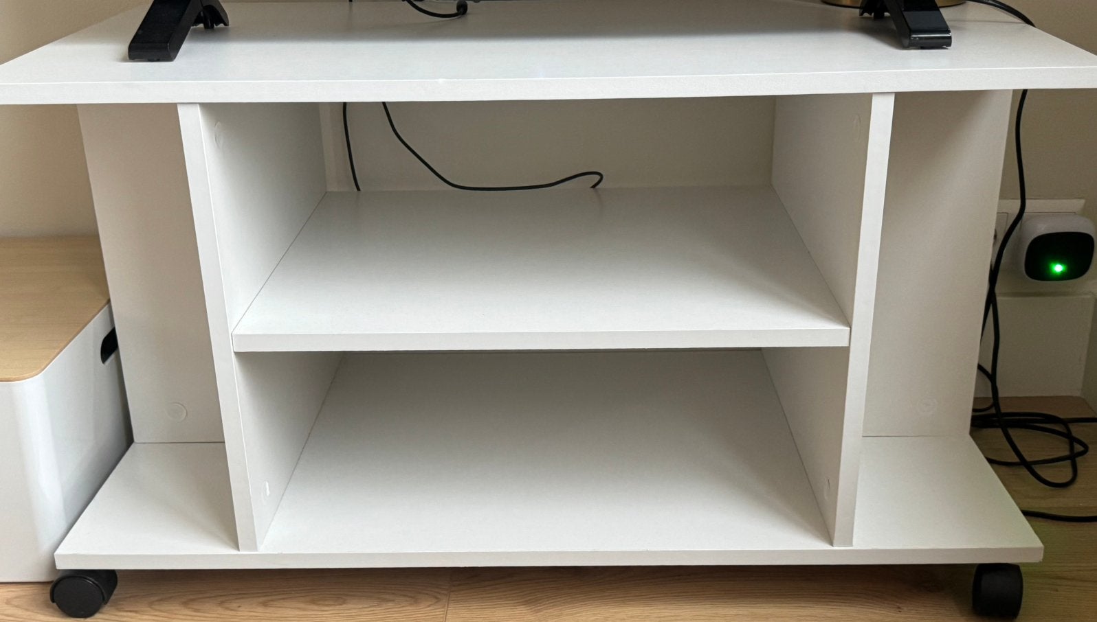 Tv meubel op wieltjes, Huis en Inrichting, Ophalen, Zo goed als nieuw, 25 tot 50 cm, Minder dan 100 cm