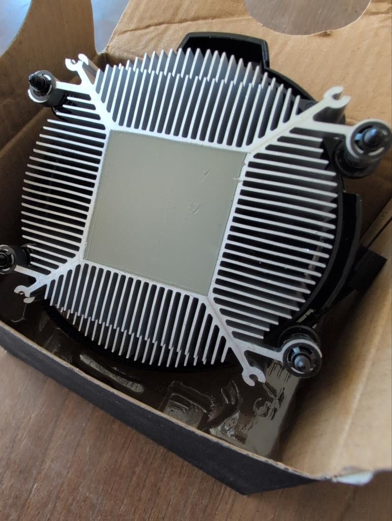 AMD CPU Koeler - Nieuw in Doos, Computers en Software, Processors, Ophalen of Verzenden, Nieuw, AMD