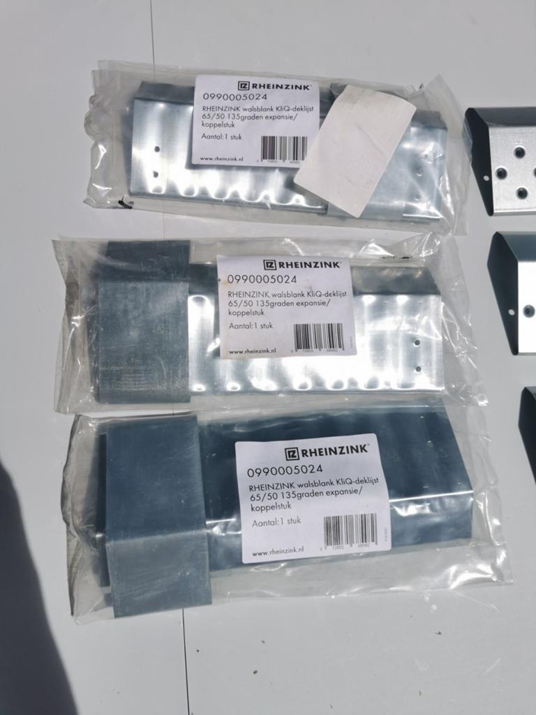 rheinzink koppelstukken, verbindingsstukken en schroeven, Ophalen of Verzenden, Nieuw, Schroeven
