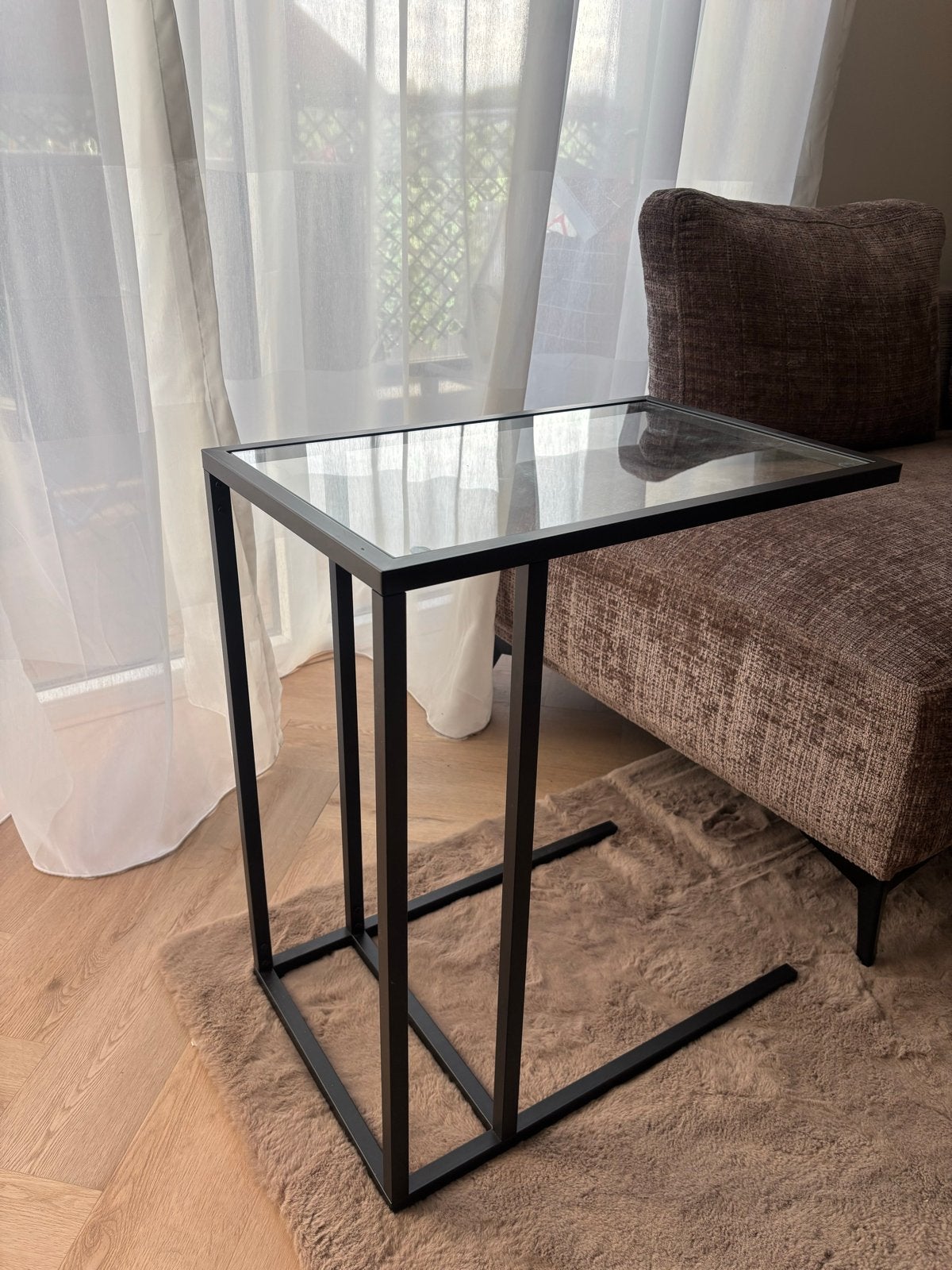 IKEA VITTSJÖ Laptophouder / bijzettafel - Zwartbruin/Glas, Ophalen, Gebruikt, 55 tot 75 cm, Glas