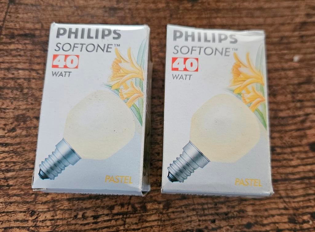 2x Philips Softone 40W gloeilampen E14 nieuw in verpakking, 30 tot 60 watt, E14 (klein), Nieuw, Ophalen of Verzenden