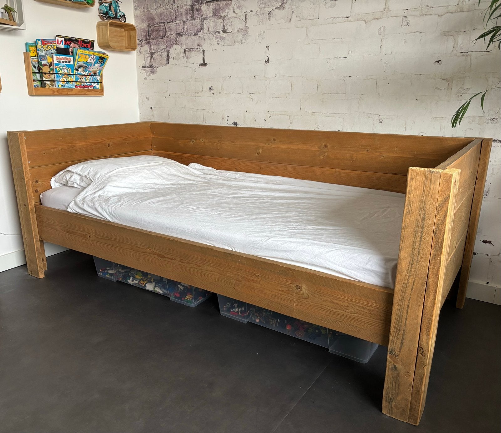 Steigerhouten bed - Eenpersoons - 90x200, Ophalen, 90 cm, Eenpersoons, Bruin