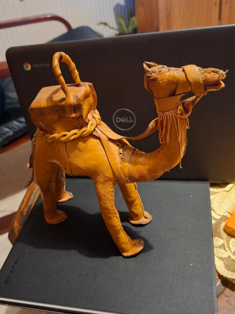 Handgemaakte camel, Verzamelen, Beelden en Beeldjes, Ophalen of Verzenden, Zo goed als nieuw, Dier